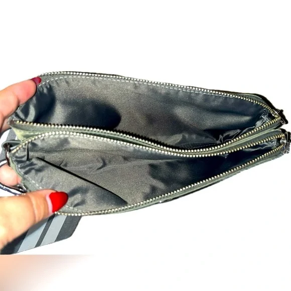 Lululemon Dual Pouch Grey Sage Green Wristlet Bag - Picture 7 of 16